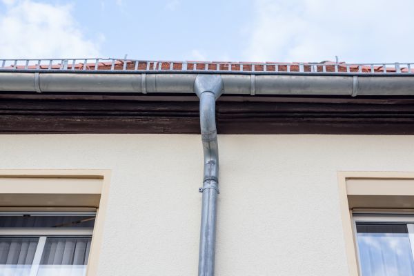 Commercial Gutter Maintenance in Wesley Chapel